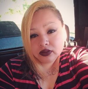 Meet your Posher, Martina blu